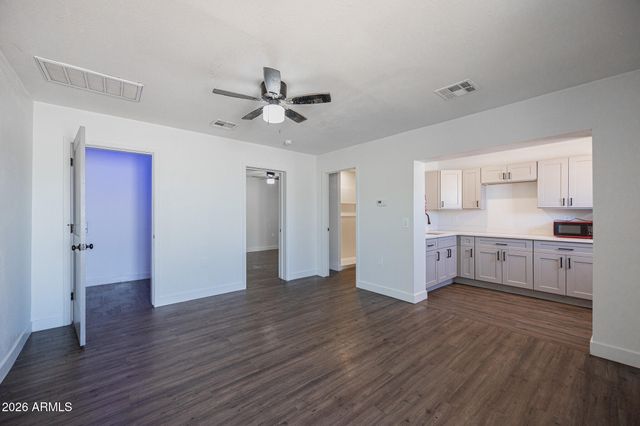 2802 N 36TH Street 1, Phoenix, AZ 85008