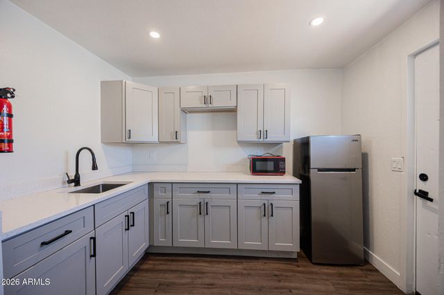 2802 N 36TH Street 1, Phoenix, AZ 85008
