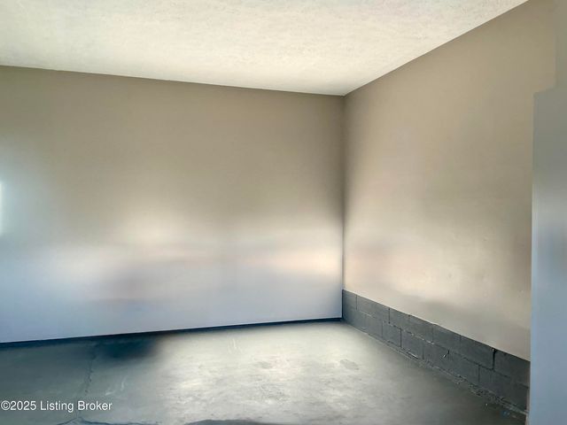 1517 Medical Ave, Shelbyville, KY 40065