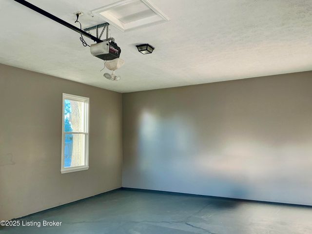 1517 Medical Ave, Shelbyville, KY 40065