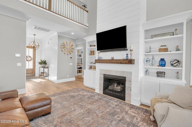 331 Spicer Lake Drive, Holly Ridge, NC 28445