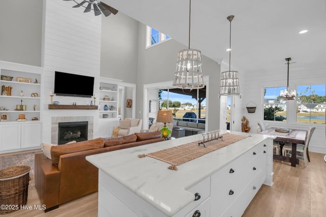 331 Spicer Lake Drive, Holly Ridge, NC 28445