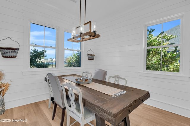 331 Spicer Lake Drive, Holly Ridge, NC 28445