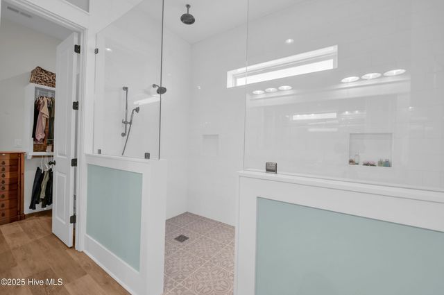 331 Spicer Lake Drive, Holly Ridge, NC 28445