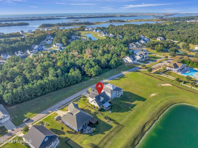 331 Spicer Lake Drive, Holly Ridge, NC 28445