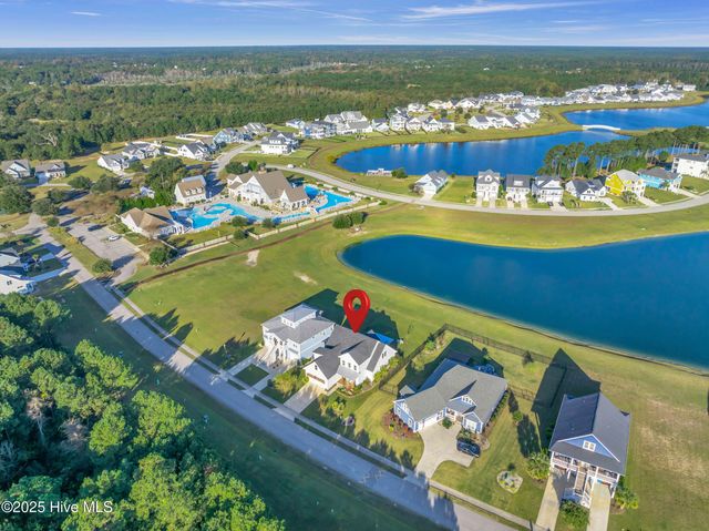 331 Spicer Lake Drive, Holly Ridge, NC 28445