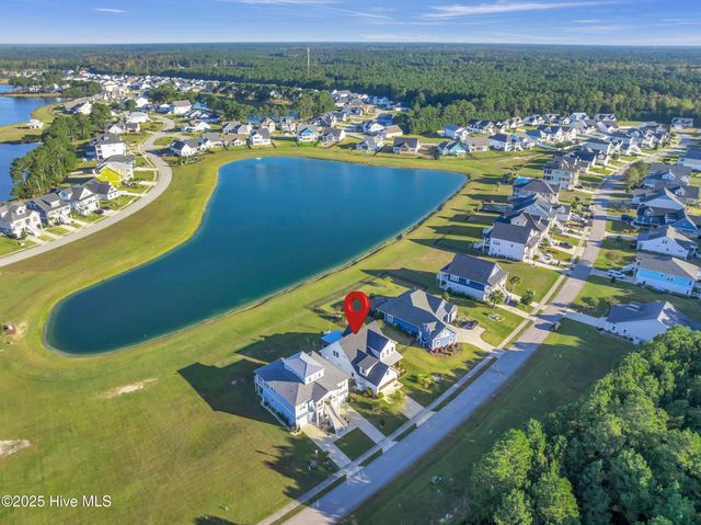 331 Spicer Lake Drive, Holly Ridge, NC 28445