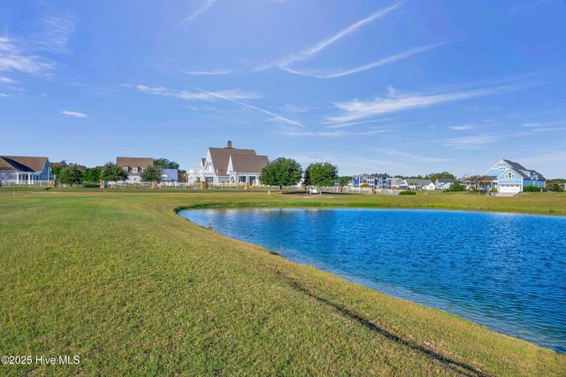 331 Spicer Lake Drive, Holly Ridge, NC 28445