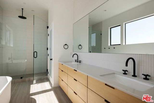 1628 Micheltorena Street, Los Angeles, CA 90026