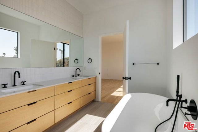 1628 Micheltorena Street, Los Angeles, CA 90026