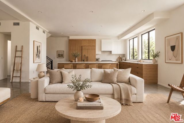 1628 Micheltorena Street, Los Angeles, CA 90026