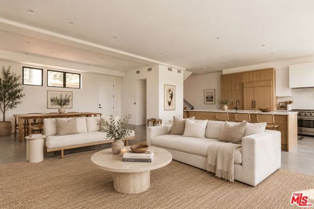 1628 Micheltorena Street, Los Angeles, CA 90026