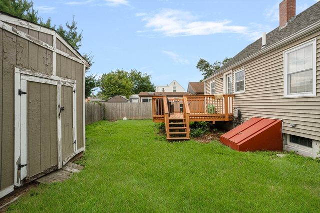 10 Sidney Ave, Swansea, MA 02777