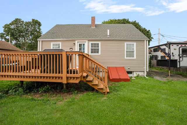 10 Sidney Ave, Swansea, MA 02777