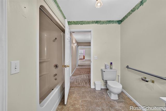 6827 Tranquil Trail, Whitehall, MI 49461
