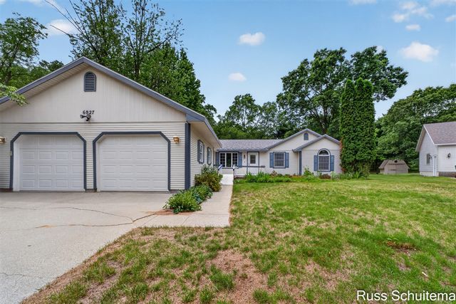 6827 Tranquil Trail, Whitehall, MI 49461