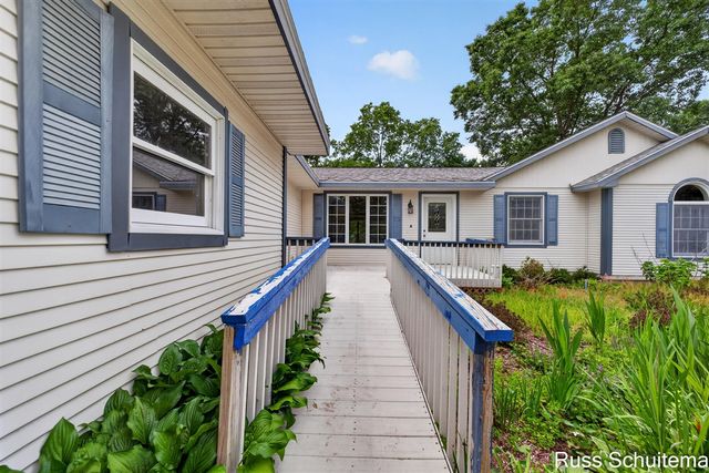6827 Tranquil Trail, Whitehall, MI 49461