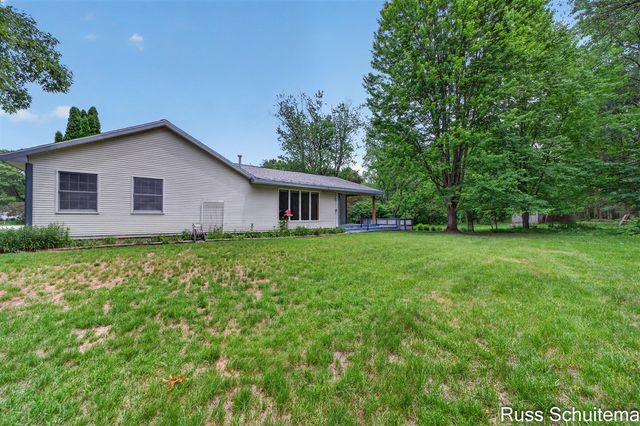 6827 Tranquil Trail, Whitehall, MI 49461