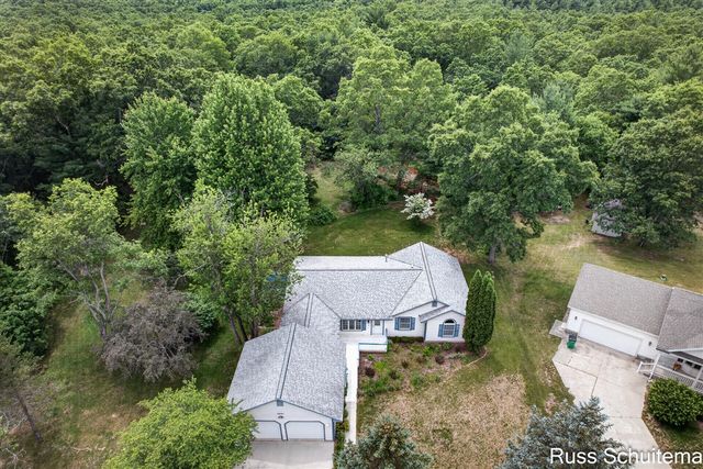 6827 Tranquil Trail, Whitehall, MI 49461