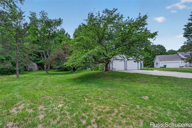 6827 Tranquil Trail, Whitehall, MI 49461