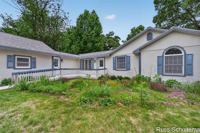 6827 Tranquil Trail, Whitehall, MI 49461