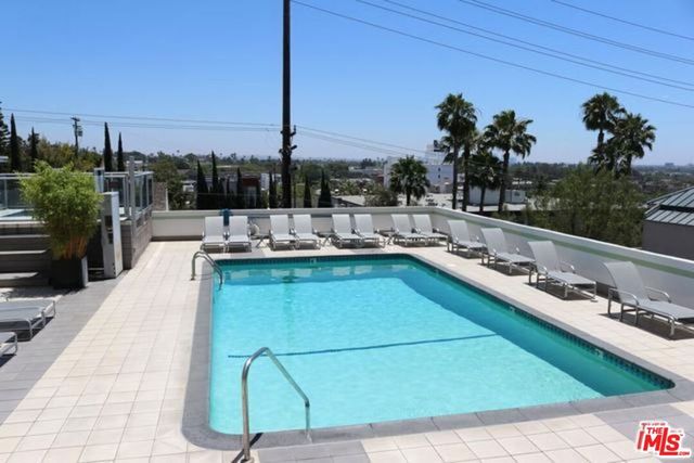 1155 N La Cienega Boulevard PH 3, West Hollywood, CA 90069