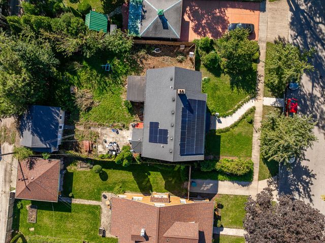 356 N William Street, Joliet, IL 60435