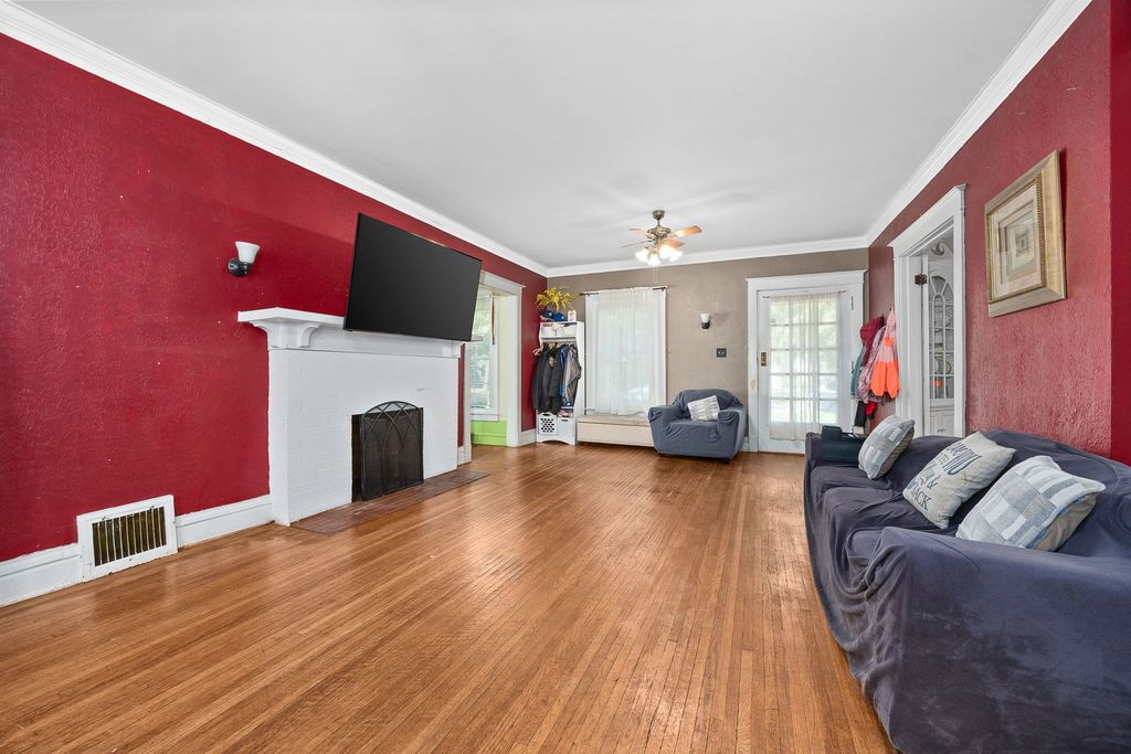 356 N William Street, Joliet, IL 60435 — photo 4