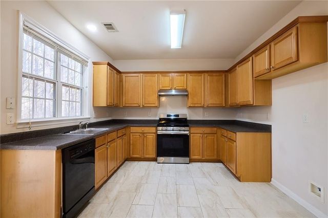 1622 Hemburg NW Trace, Kennesaw, GA 30144