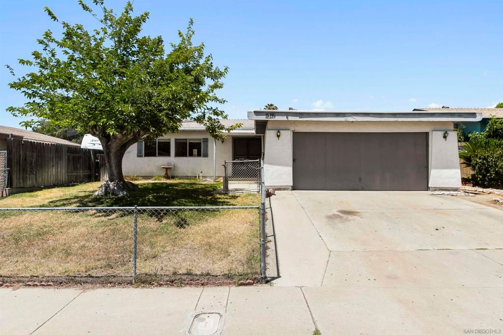 Image 1 of property listing at 9342 Dempster Dr, Santee, CA 92071