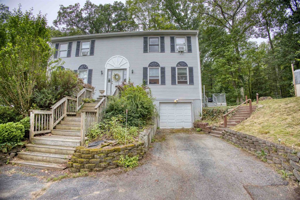 15 Canterbury Frst # B, Plaistow, NH 03865