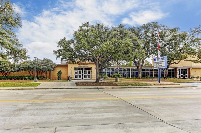 7715 Bryonwood Drive, Houston, TX 77055