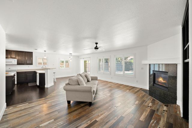 8612 Mystras Cir, Elk Grove, CA 95624