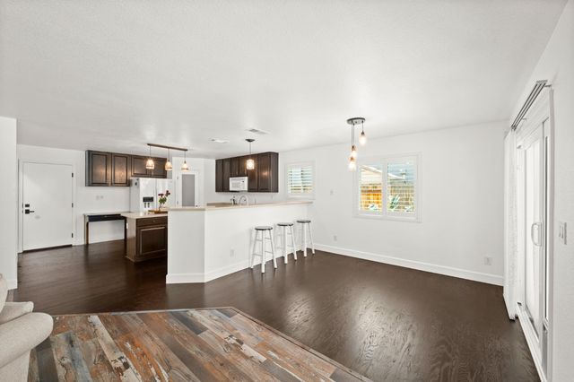 8612 Mystras Cir, Elk Grove, CA 95624