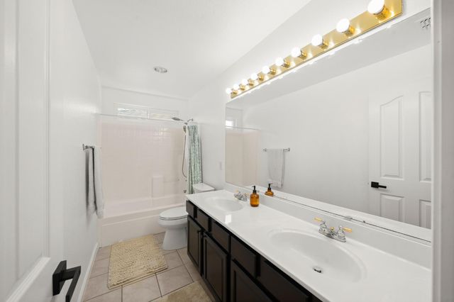 8612 Mystras Cir, Elk Grove, CA 95624