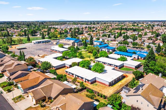 8612 Mystras Cir, Elk Grove, CA 95624