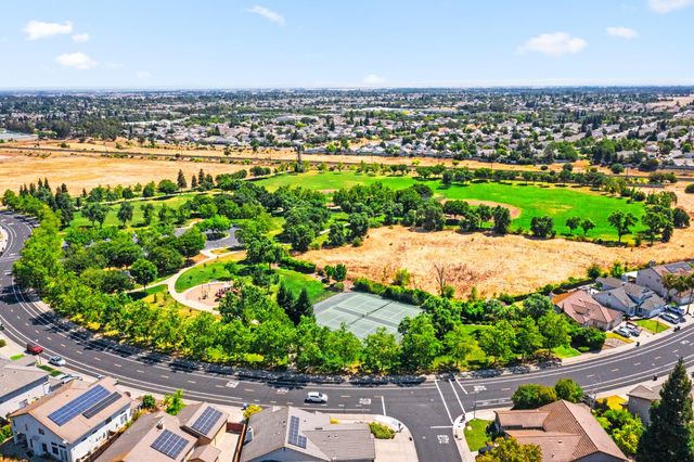 8612 Mystras Cir, Elk Grove, CA 95624
