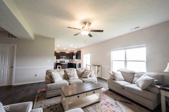 443 N Quartz Lane, Fortville, IN 46040