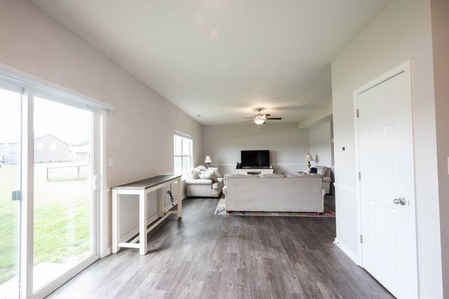 443 N Quartz Lane, Fortville, IN 46040