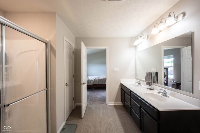 443 N Quartz Lane, Fortville, IN 46040