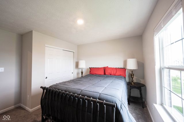 443 N Quartz Lane, Fortville, IN 46040