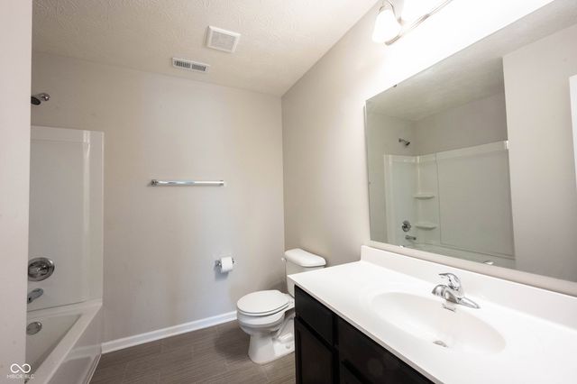 443 N Quartz Lane, Fortville, IN 46040