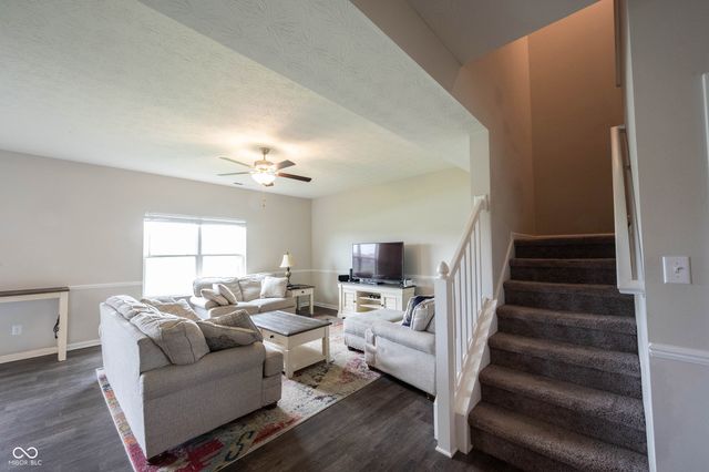 443 N Quartz Lane, Fortville, IN 46040
