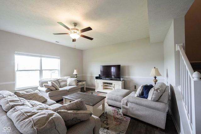 443 N Quartz Lane, Fortville, IN 46040