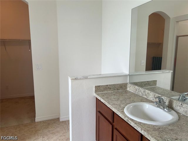 304 SW Trafalgar PKWY, Cape Coral, FL 33991