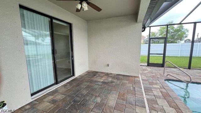 304 SW Trafalgar PKWY, Cape Coral, FL 33991