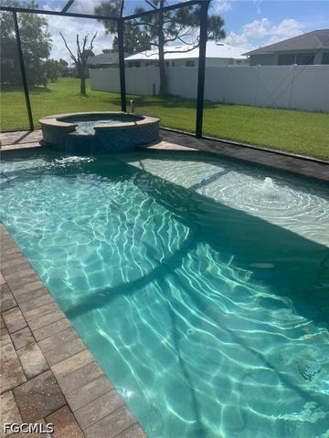 304 SW Trafalgar PKWY, Cape Coral, FL 33991