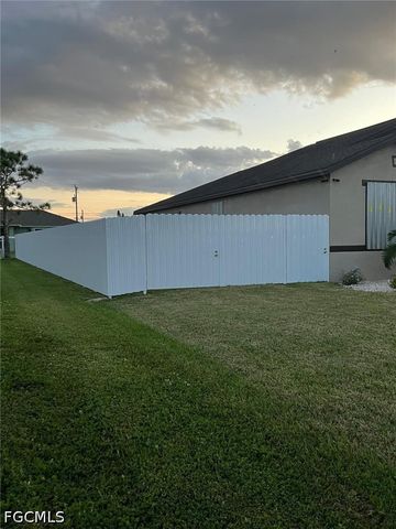 304 SW Trafalgar PKWY, Cape Coral, FL 33991