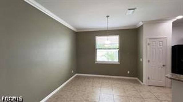 304 SW Trafalgar PKWY, Cape Coral, FL 33991