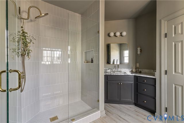 8102 Braxton Ct, Hanover, VA 23116